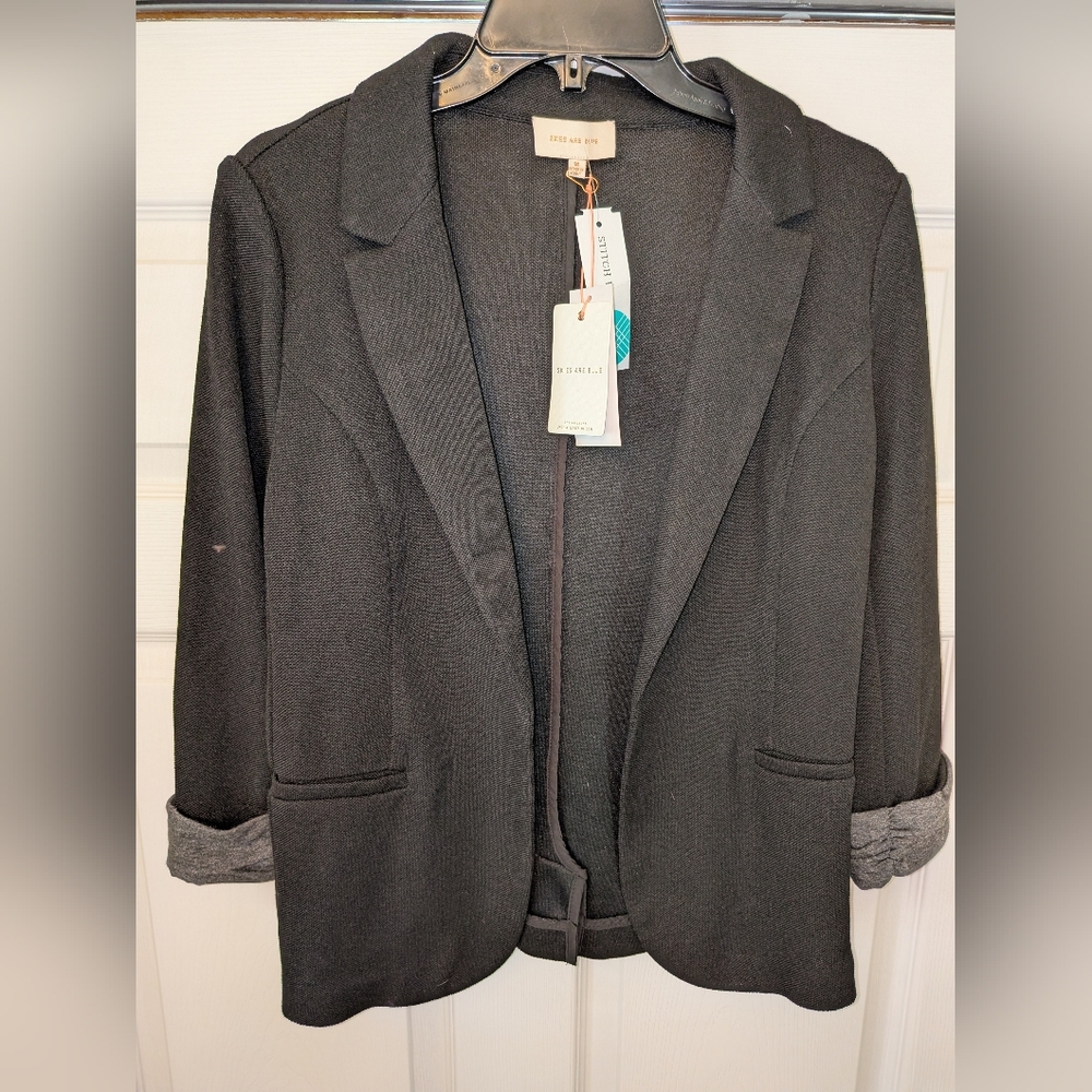 Skies Are Blue Black Women's Blazer